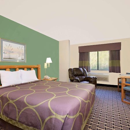 Super 8 By Wyndham Cloquet Ξενοδοχείο Εξωτερικό φωτογραφία